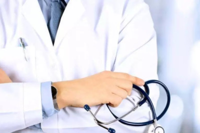 10th Pass Man Posing as Doctor Sparks Statewide Action in Karnataka, India